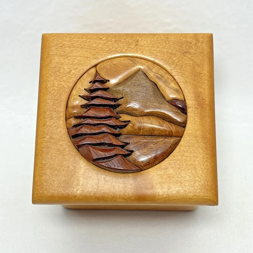 Wooden Hand Carved 3D Trinket Jewelry Box Brown Raised Mountain Detailed VTG 80s